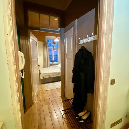 Apartament With A Historic Feel In The Center Tallin